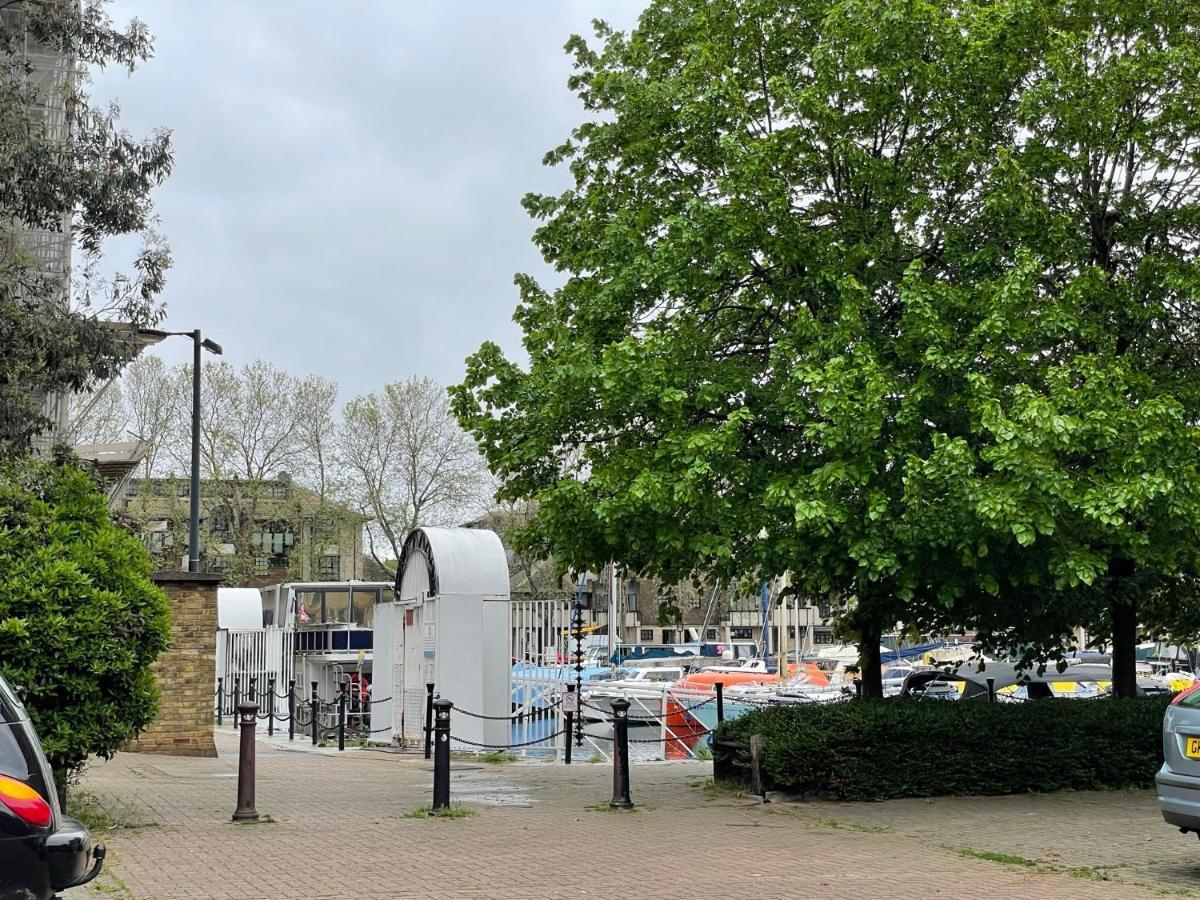 Surrey Docks Se16 Near Canada Water N Easy Access Canary Wharf Лондон Экстерьер фото